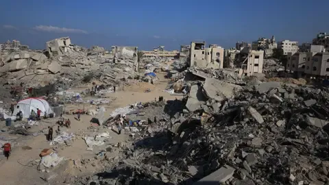 Military Armored Vehicles Push into Key Gaza City Civilian Area