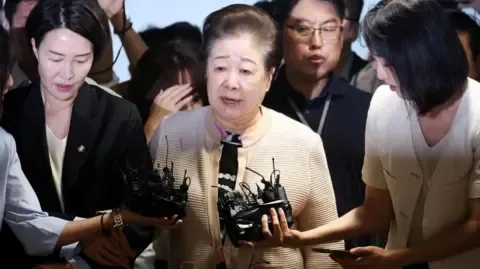 Disputed Religious Figure Denies Gift-giving Accusations Involving Former South Korean First Lady