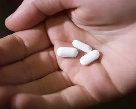 Low-Dose Aspirin Demonstrates Major Benefit in Reducing Colorectal Cancer Relapse, Research Finds